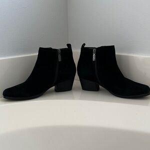 Aqua College Elegant Black Suede Ankle Booties- waterproof
